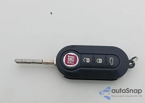 2013 Fiat 500C Lounge из США, поврежденный, VIN 3C3CFFER1DT516015